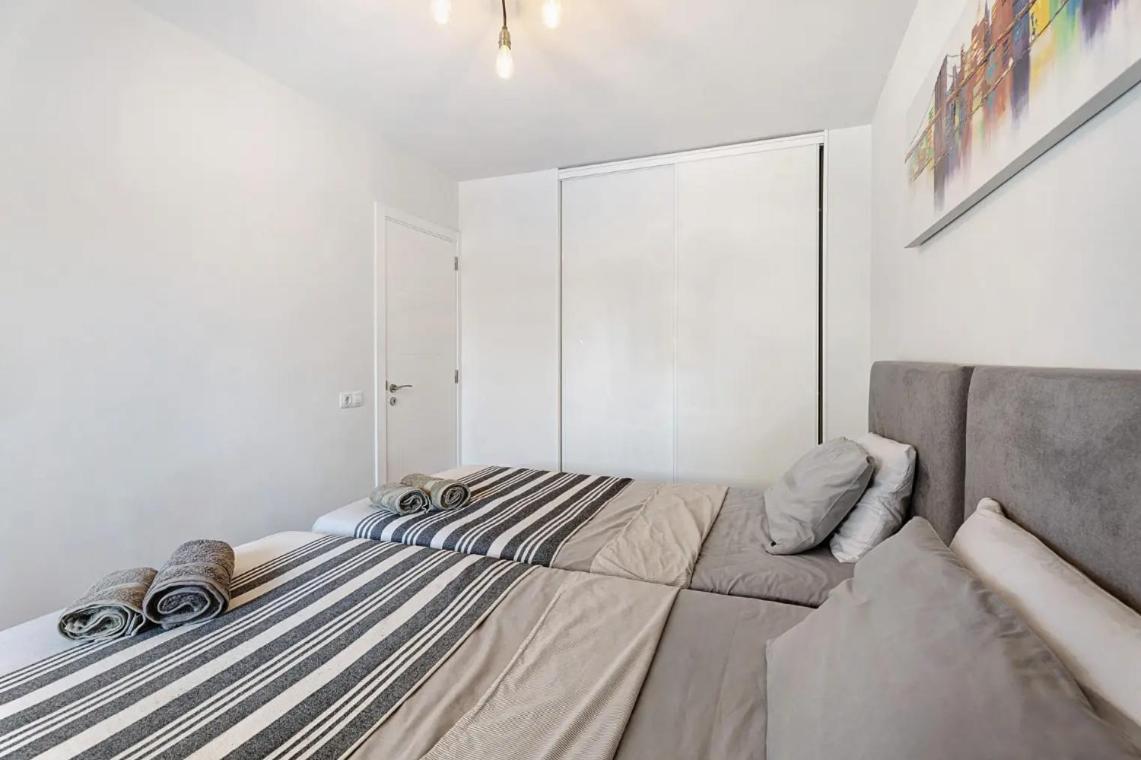 Apartamento De Lujo En Torre Del Sol, Playa De Las Americas Arona  Εξωτερικό φωτογραφία